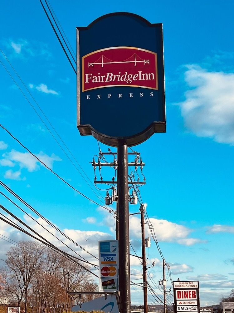 FairBridge Inn Express Nyack - photo 20