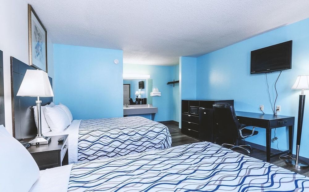 Sky Palace Inn & Suites Wellington - photo 9