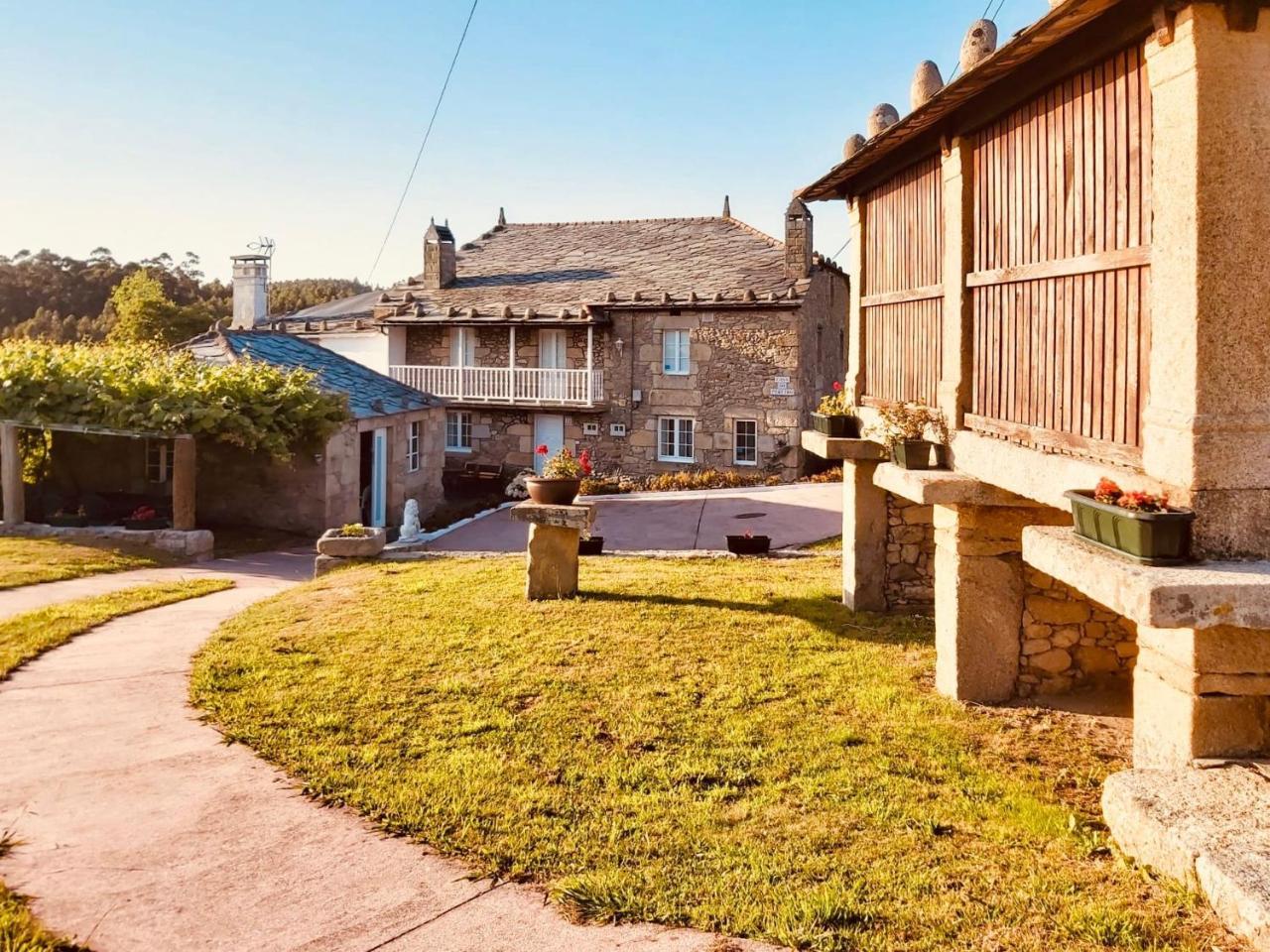 Casa Pereiro Playa de Esteiro — 4-Star Luxury Hotel in Viveiro, Spain