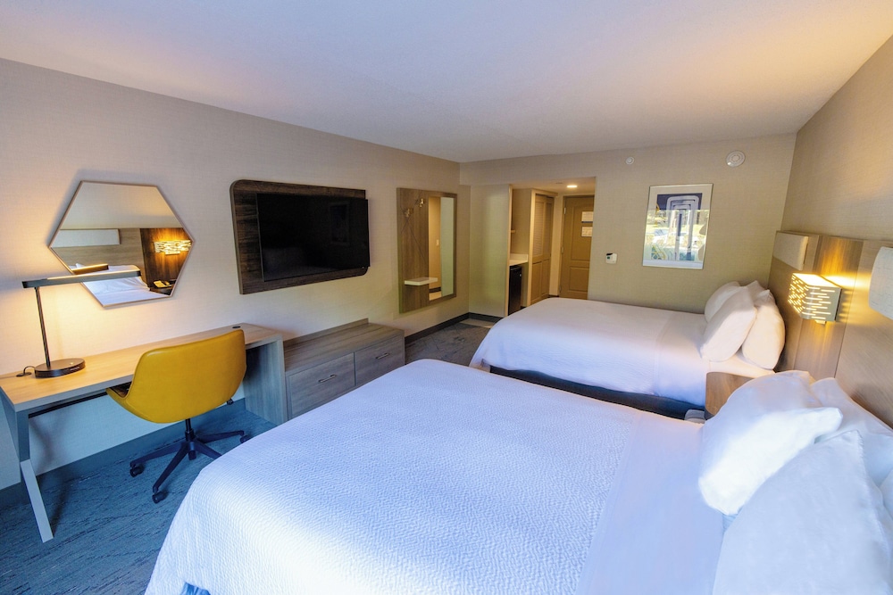 Holiday Inn Express Hotel of Neptune by IHG - photo 49