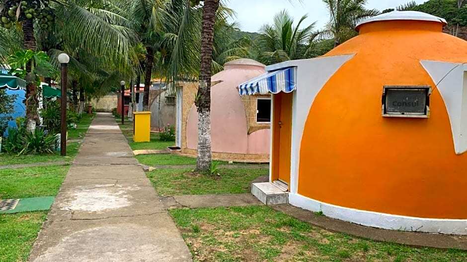 Chalé em Búzios 100m da Praia de Tucuns