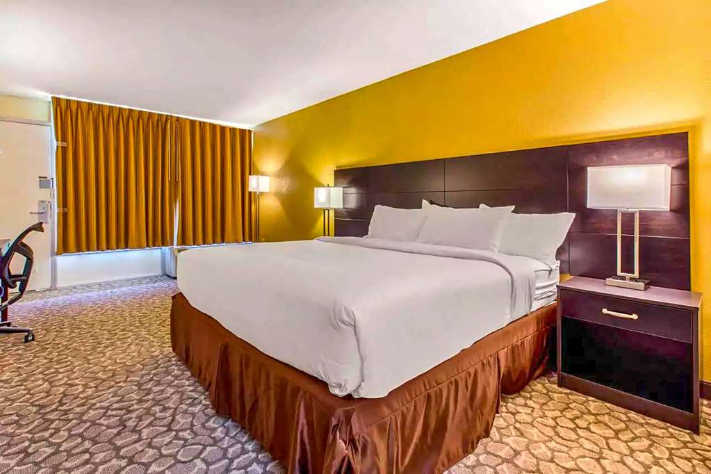 Ramada by Wyndham Santee I 95 - photo 11