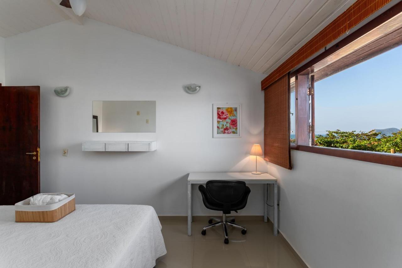 Condominio Buzios Resort Pe Na Areia Casa 3 Suites in Armacao De Buzios, Brasil