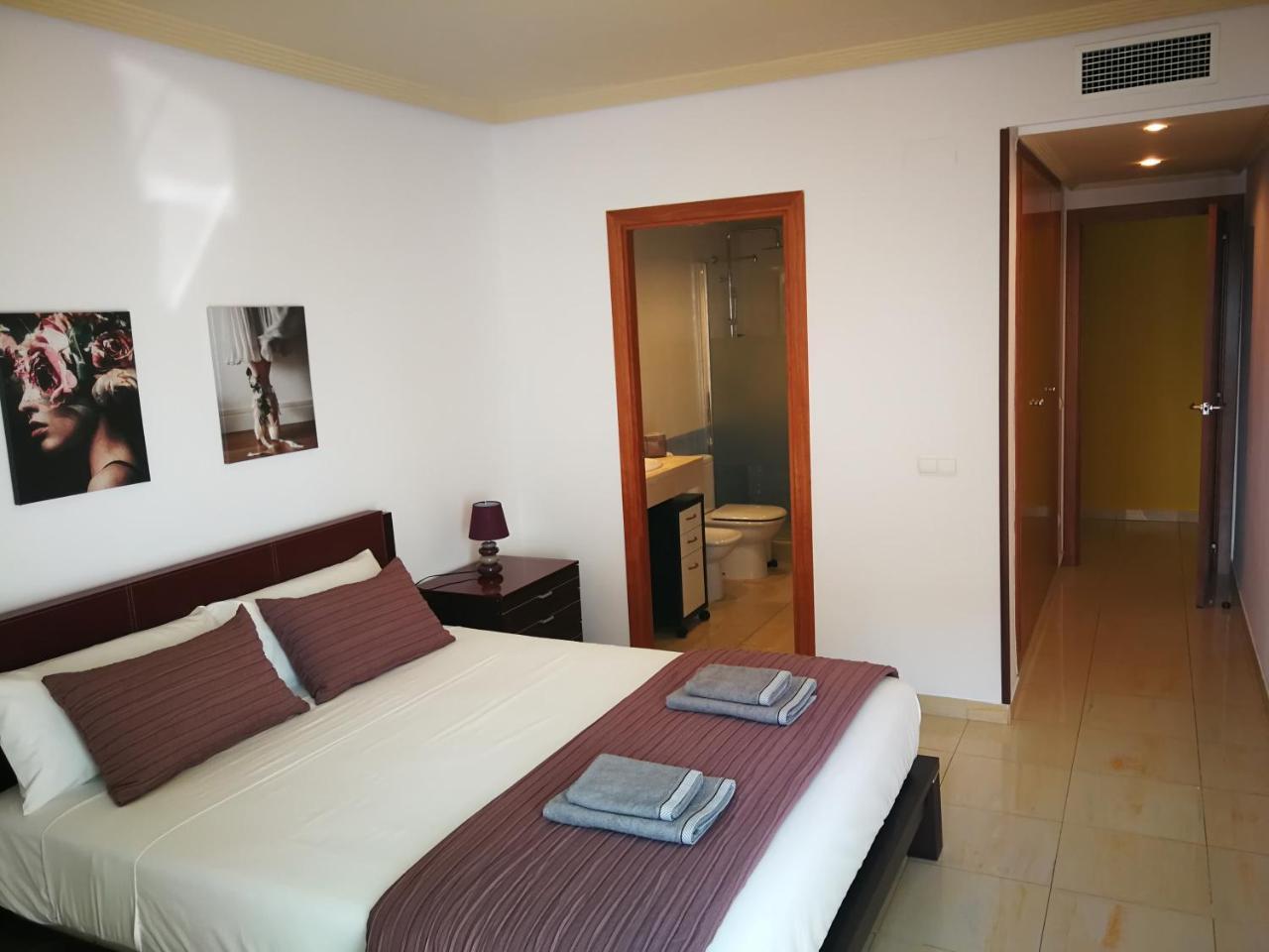 8Beds Vila seca — 4-Star Luxury Hotel in Vila-Seca, Spain