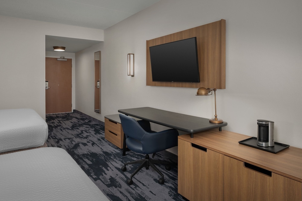 Fairfield Inn & Suites by Marriott Roanoke Hollins I 81 - photo 7