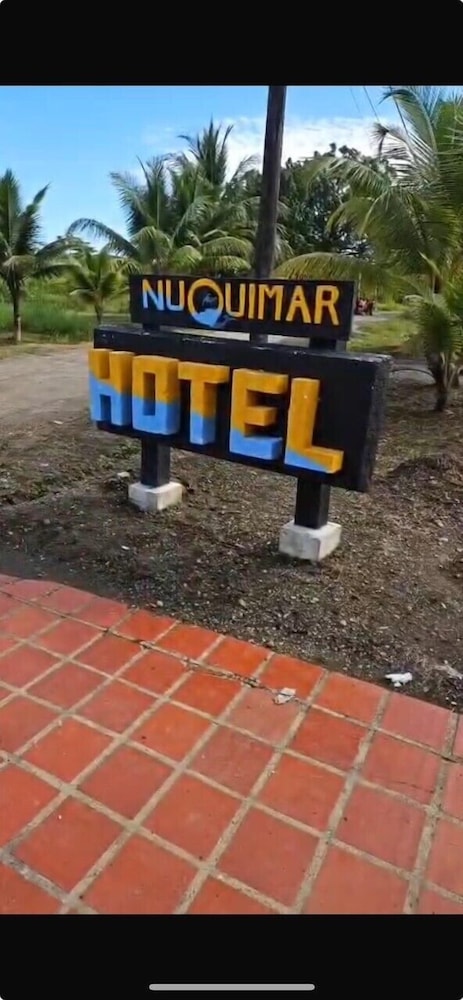 Hotel Nuquimar — Nuqui