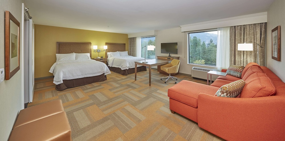 Hampton Inn & Suites Hood River - photo 12