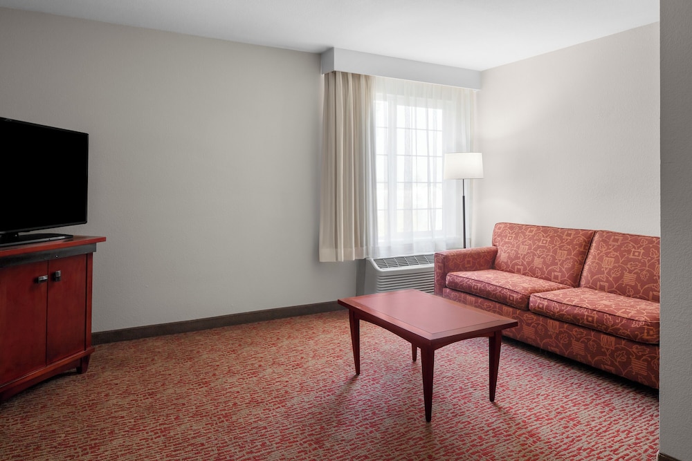 Larkspur Landing Extended Stay Suites Renton - photo 13
