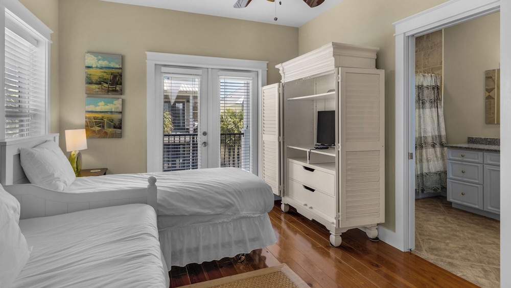 Great Family Home in Seacrest; Resort Pool Beach Shuttle - photo 7