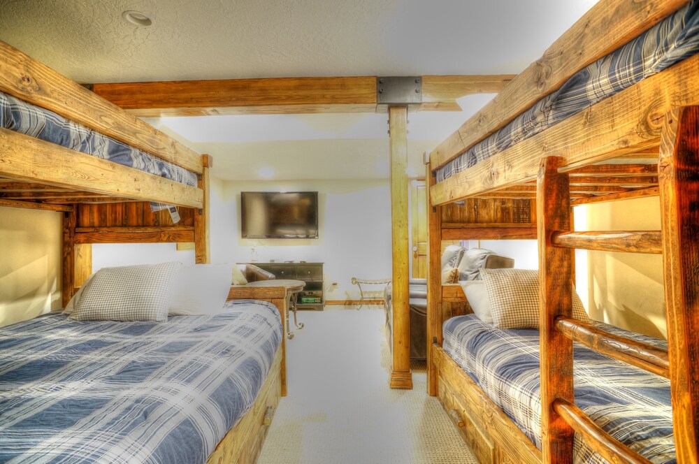 Abode off Main - photo 9