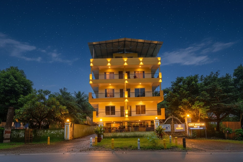 Fabhotel Crestwood Inn in Dehra Dun, India