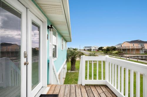 Kay La Plaj by Oak Island Accommodations - photo 45