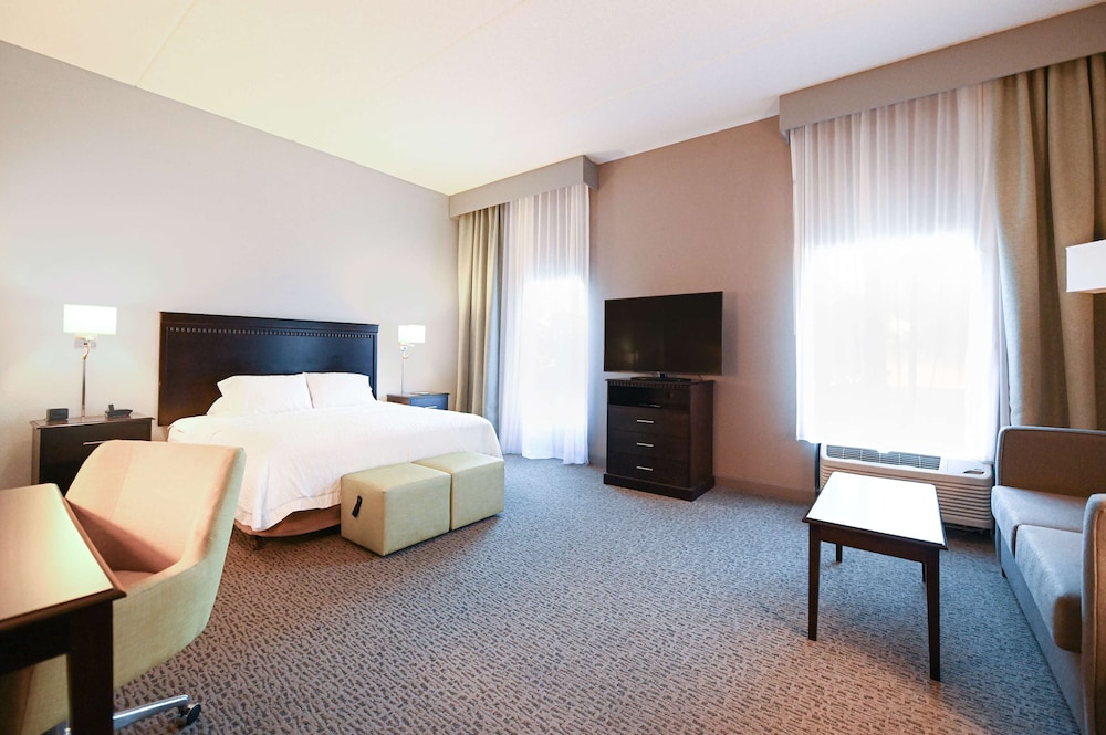 Hampton Inn Suites Smithfield - photo 9