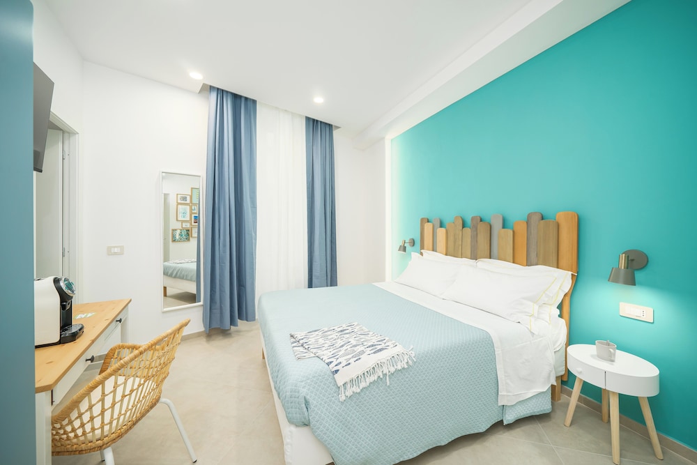 6thLand Rent Rooms La Spezia in La Spezia, Italy