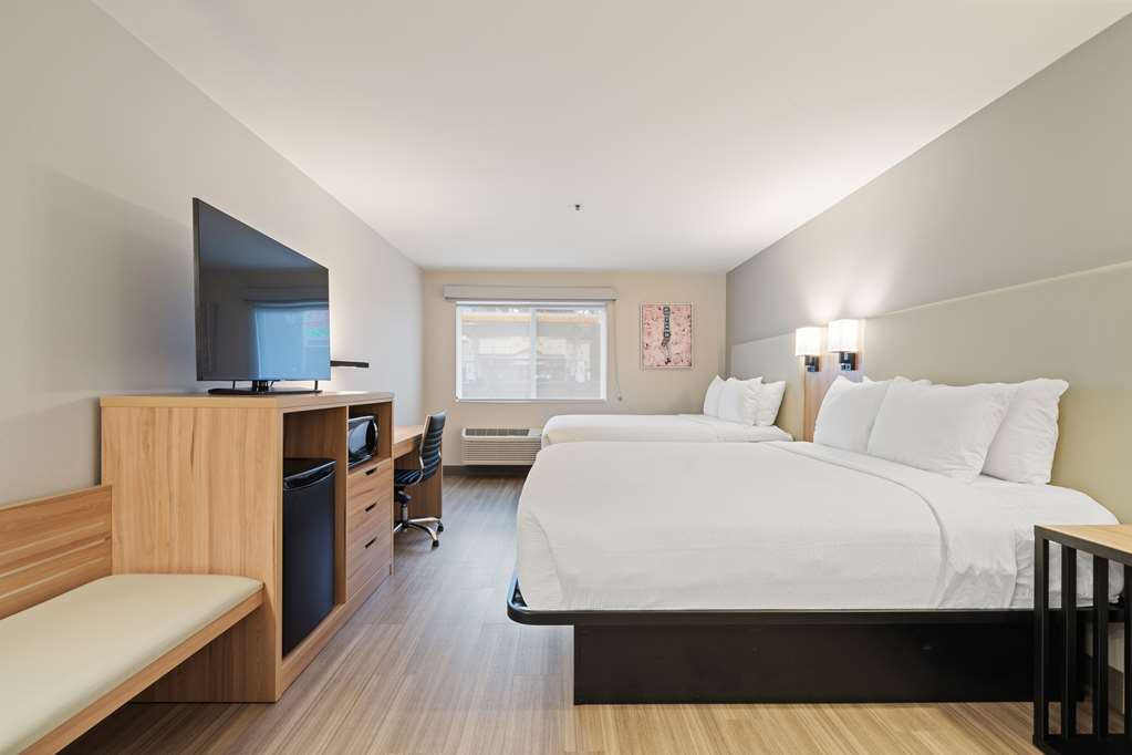 Best Western Lake Oswego Portland Hotel & Suites - photo 22