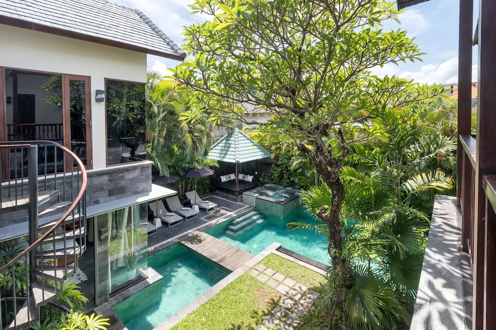 Villa Suvitha by Villa Finder — 4-Star Luxury Hotel in Seminyak, Indonesia