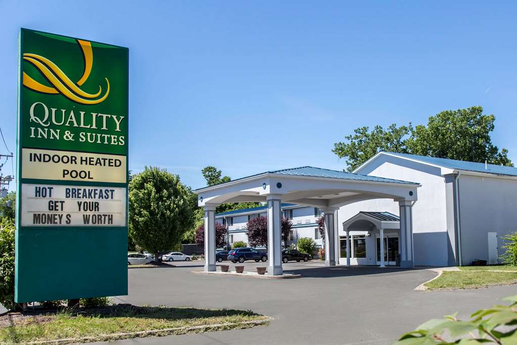 Quality Inn & Suites Danbury near University - featured photo