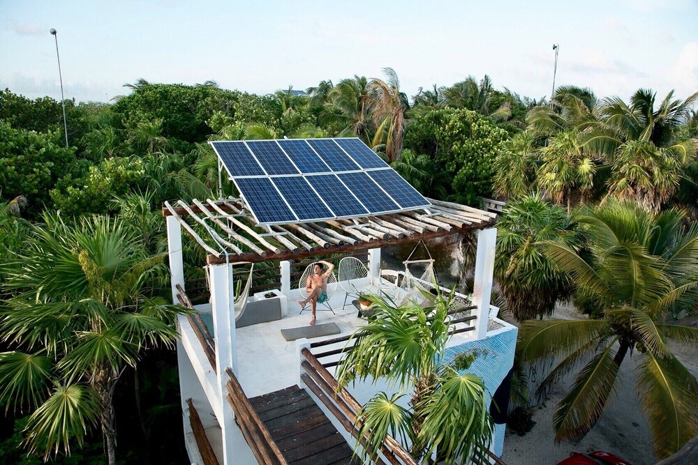 Residencia Gorila - carbon neutral hotel in Tulum