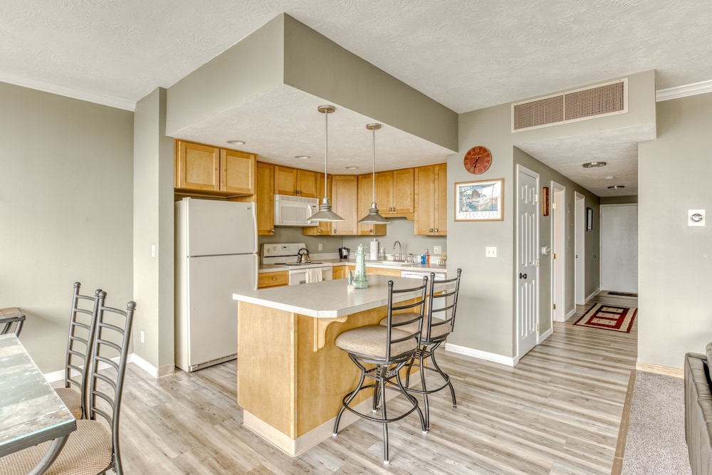 Sand & Sea Resort Condominiums - photo 399