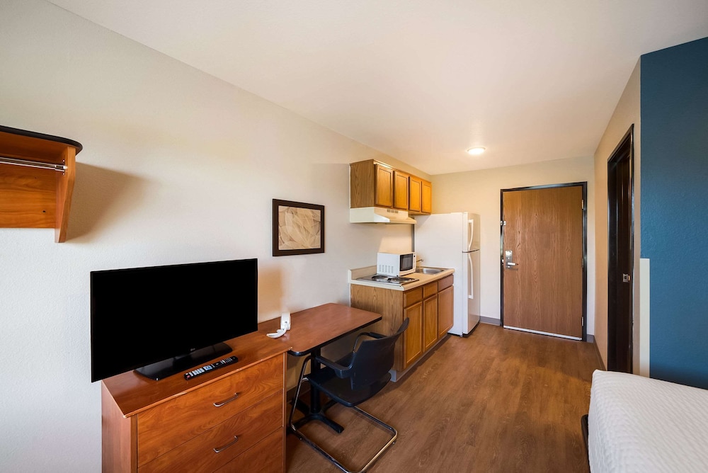 WoodSpring Suites Fort Worth Fossil Creek - photo 27