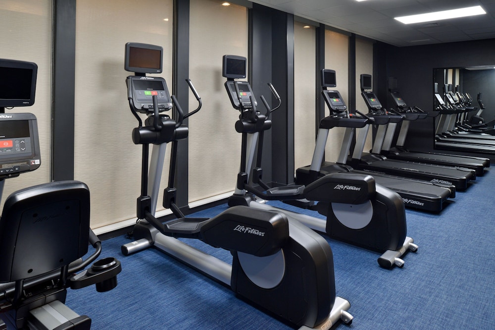 TownePlace Suites by Marriott Asheville Downtown - photo 25