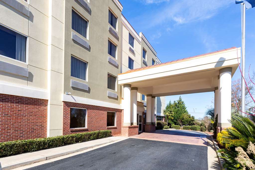 Comfort Suites Forsyth near I 75 - photo 6