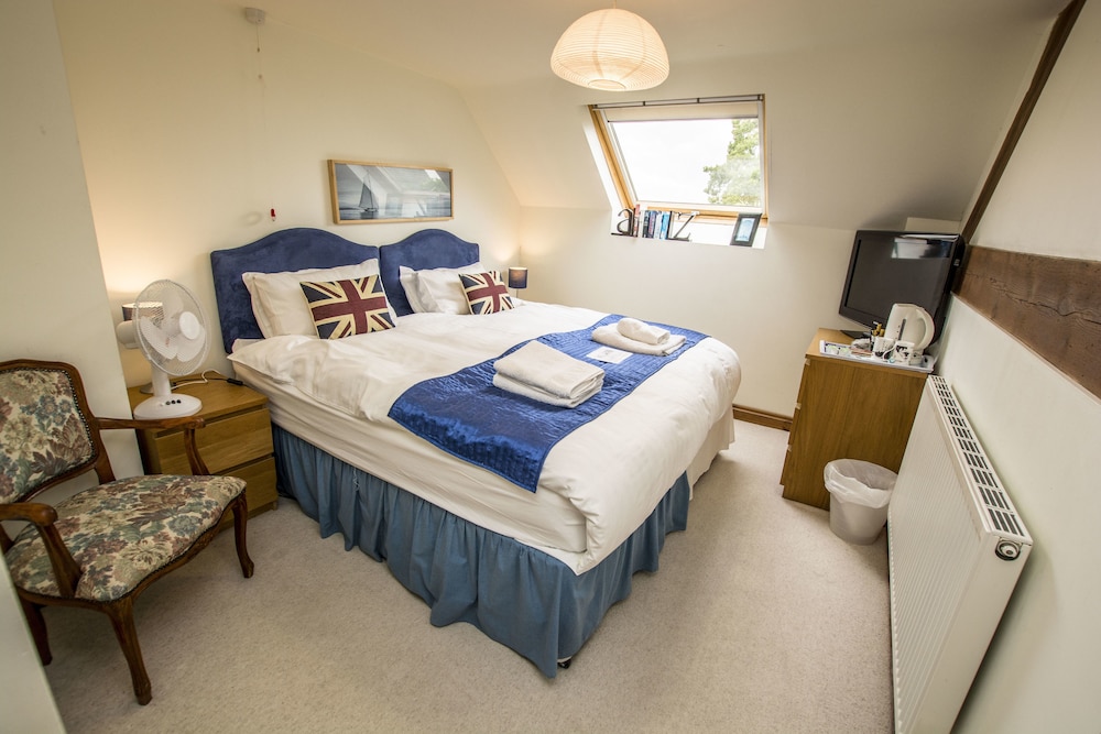 Highfields Farm B&B — 4-Star Luxury Hotel in Stone, United Kingdom