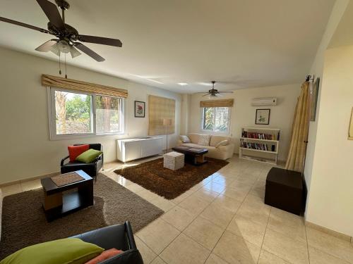 Beach villa Camelia