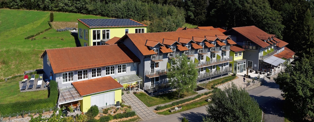 Hotel & SPA Reibener Hof — 4-Star Luxury Hotel in Konzell, Germany