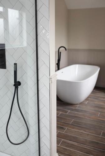 Bulls Head Inn Rooms — Alton