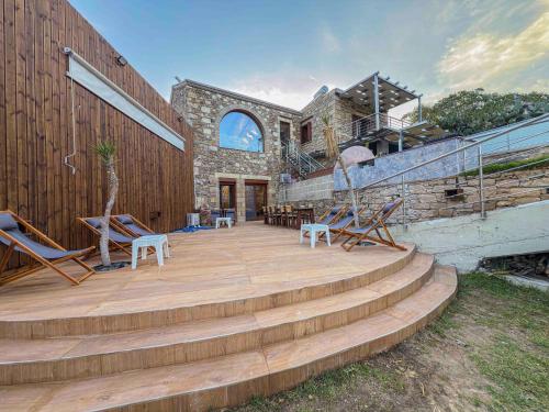 Heated Private Ozone Salt Pool Jacuzzi Cinema Inside & Outside Ping Pong Billiard Ps5 Playground Giant Chess Giant Monopoly Table Football 3x Surround Sound Villa Rokka Luxe — 4-Star Luxury Hotel in Kissamos, Greece