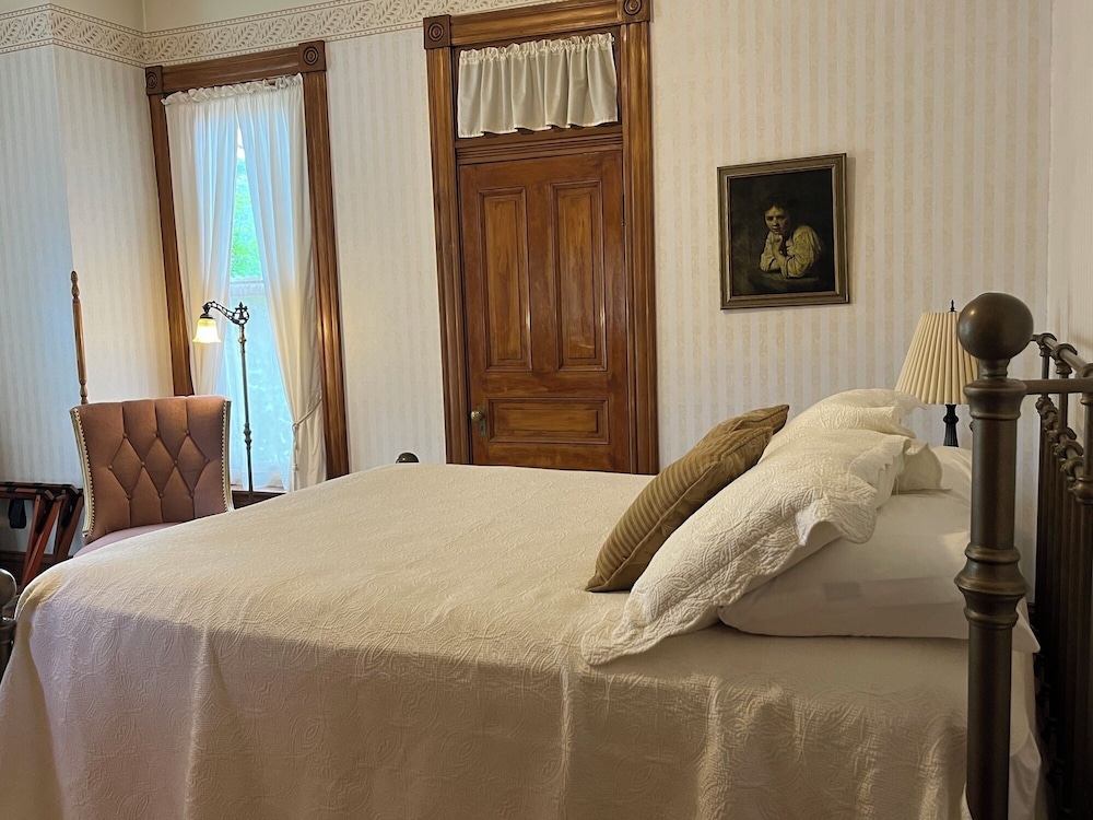 Gable House Bed and Breakfast Inn - photo 43