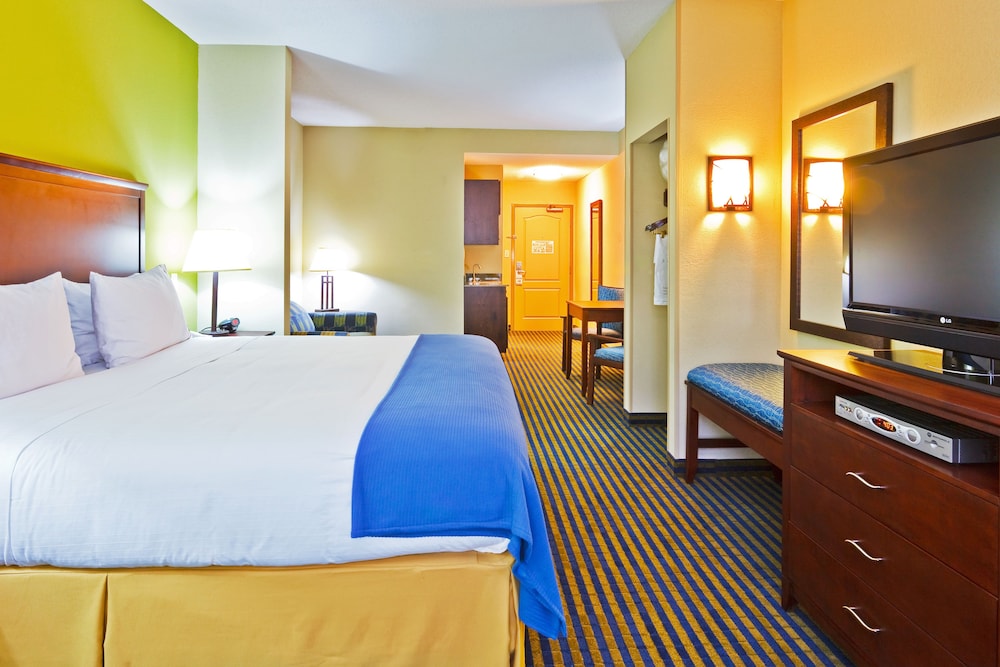 Holiday Inn Express Hotel Ooltewah Springs Chattanooga by IHG - photo 10