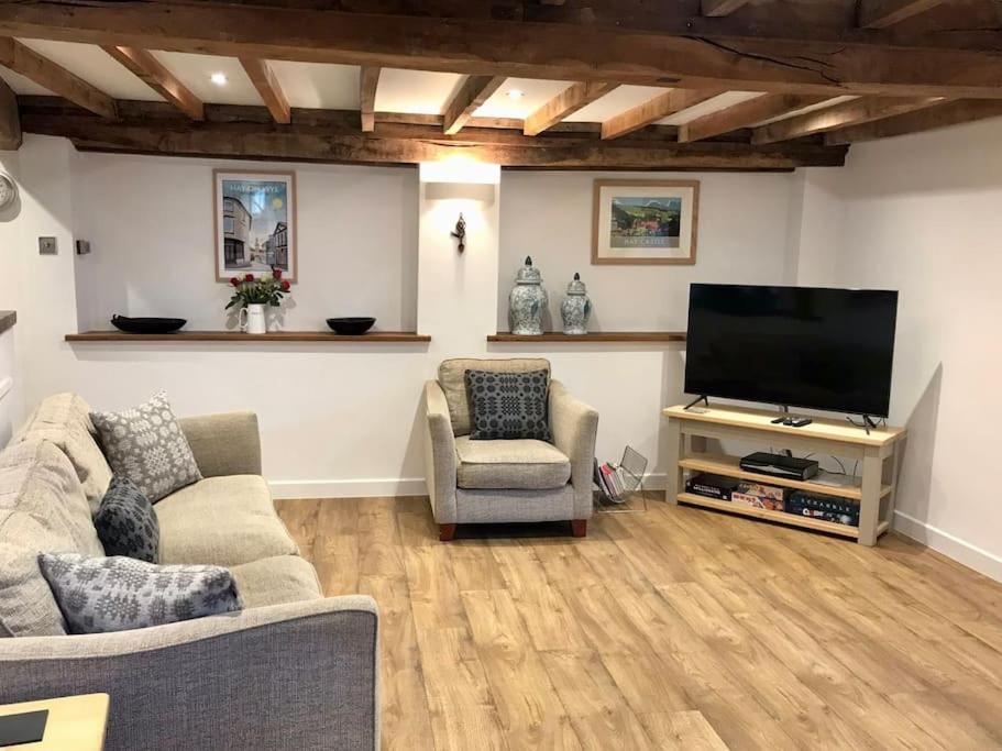 Hay On Wye Welsh Townhouse in Hay centre — 4-Star Luxury Hotel in Hay, United Kingdom