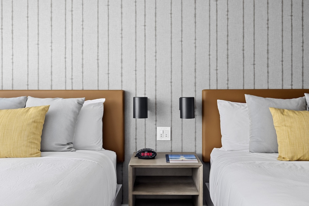 Sea Harbor Hotel - photo 16