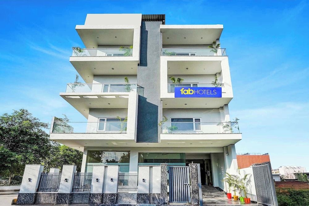 Fabhotel The Glampoint - carbon neutral hotel in Noida