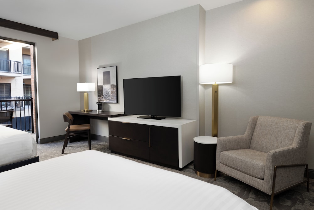 Hilton Promenade at Branson Landing - photo 42