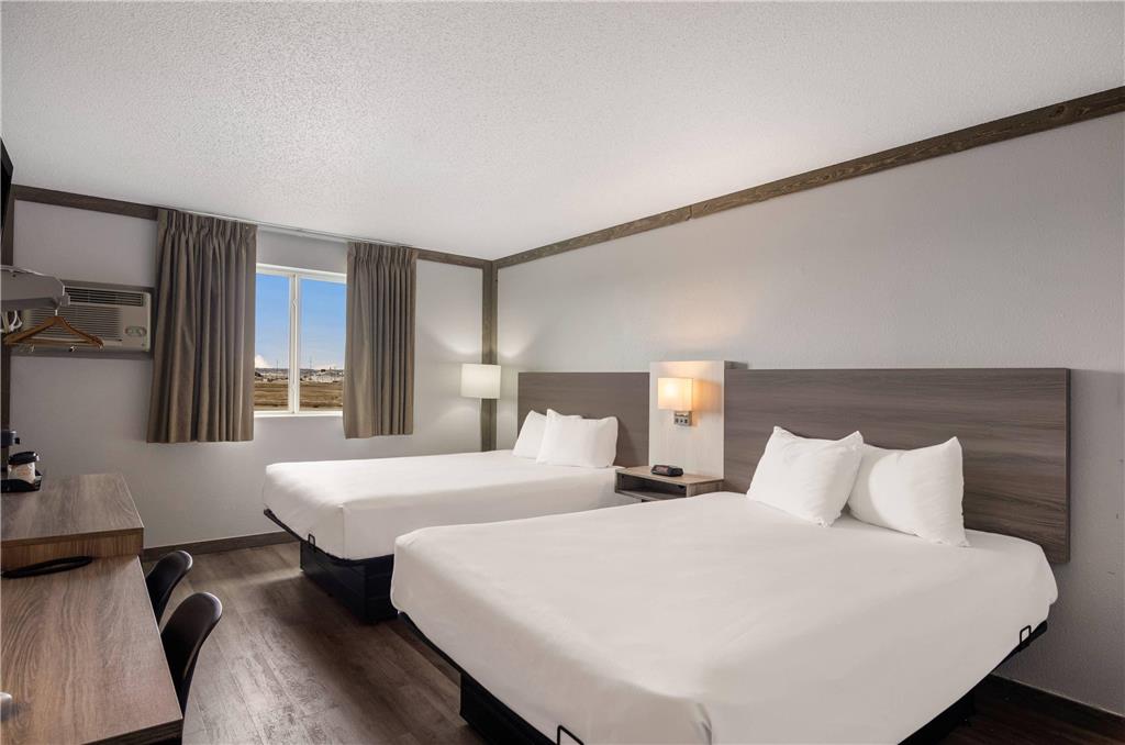 Econo Lodge Scottsbluff NE - photo 18