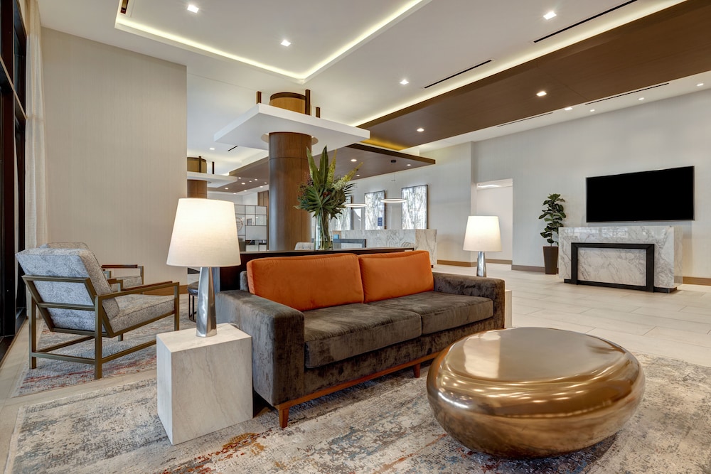 Home2Suites by Hilton Anaheim Resort - photo 3