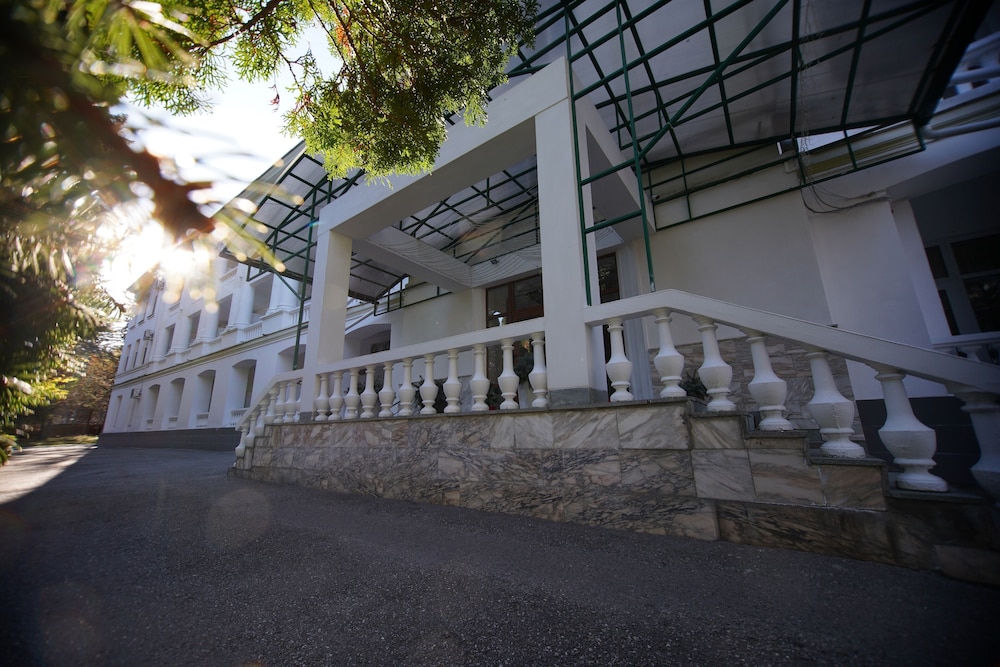 Grand Kavkaz - carbon neutral hotel in Nal'chik