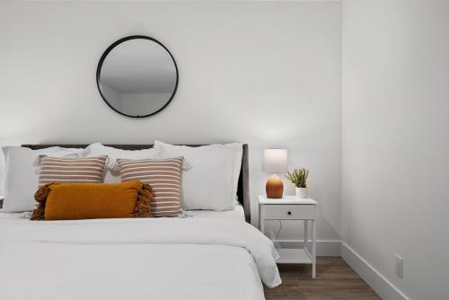 New Few minutes to Downtown 10 to the Beach — 4-Star Luxury Hotel in West Palm Beach, United States