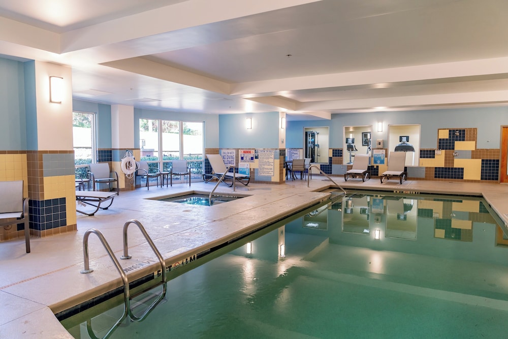 Holiday Inn Express Hotel & Suites Raleigh SW NC State by IHG - photo 64