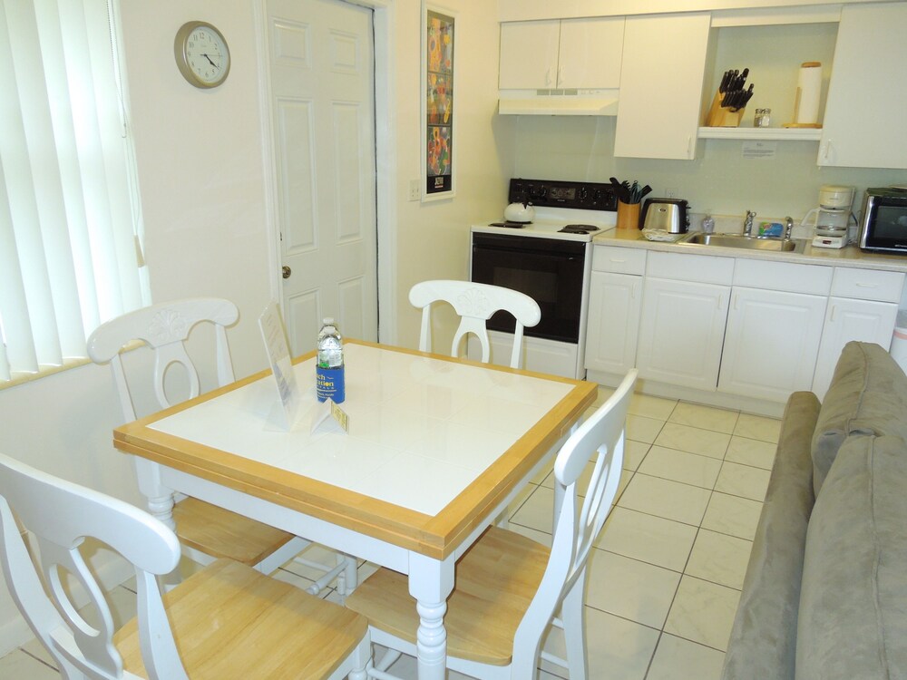 Pelican Place - photo 8