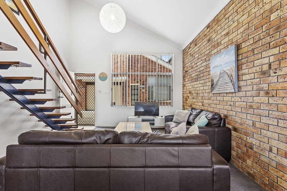 5 The Pines 4 Messines St — hotel in Shoal Bay