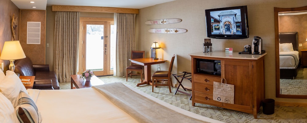 Golden Arrow Lakeside Resort - photo 9