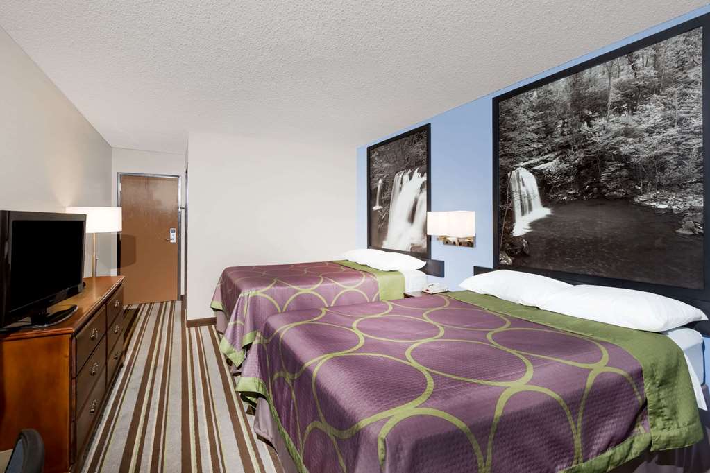Super 8 by Wyndham Jonesboro - photo 12