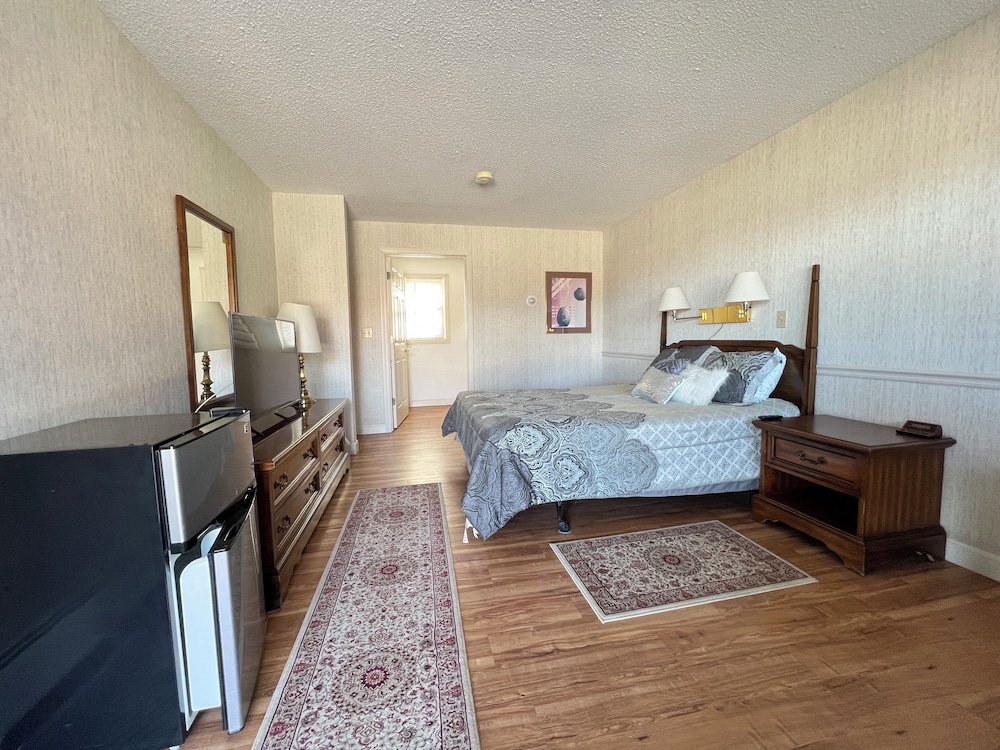 Island Pond Country Inn - photo 8