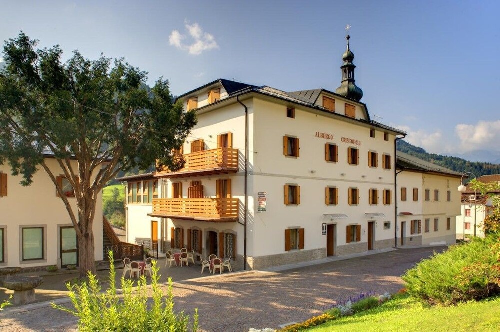 Hotel Cristofoli - last minute hotel in Treppo Carnico