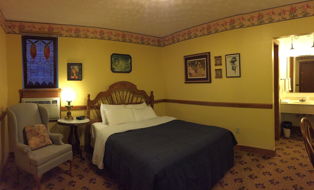 Hotel Millersburg - photo 22