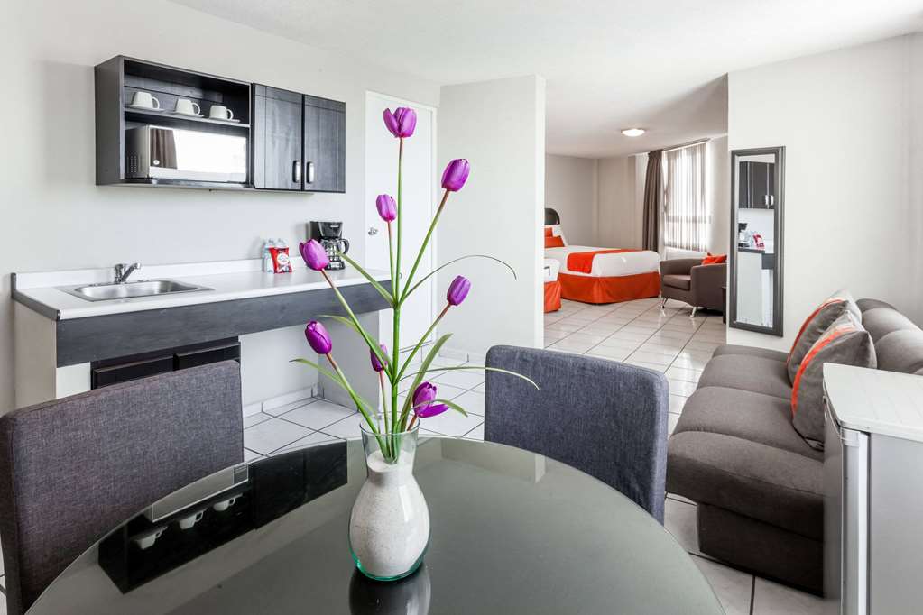 Guest room